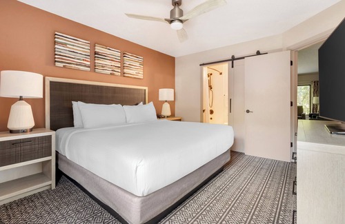 Sapphire Resort | Relaxing Getaway! 2 Spacious Units with Kitchen, Near Ski Sapphire Valley