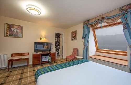 Fort William Hotel | Relaxing Highland Getaway | Near Steam Train & Hiking Trails
