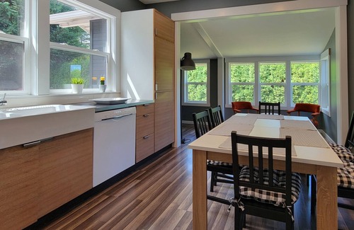 Kennydale House | Relaxing in Renton | Charming home, effortless indoor/outdoor flow, EV charger