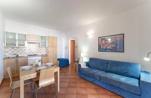 Santa Teresa di Gallura Apartment | Relaxing Cristal Bedroom Apartment Sleeps 5 Num1500