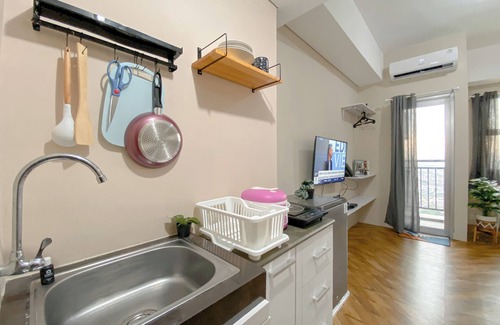 Bekasi Timur Apartment | Relaxing Studio Apartment At Transpark Juanda Bekasi Timur