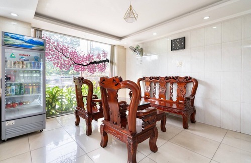 Binh Chanh House | Relaxing Superior Double Room in Hoang Hau