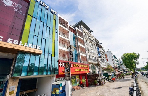 Binh Chanh House | Relaxing Superior Double Room in Hoang Hau