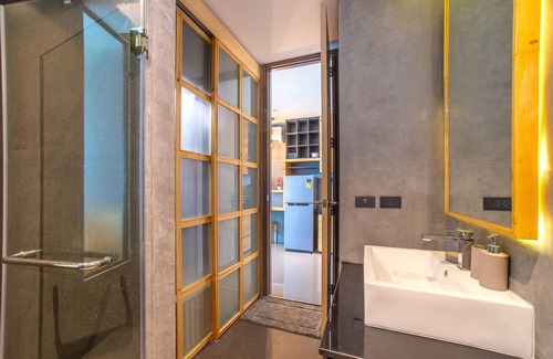 Nai Harn Condo | Relife Windy by space A306