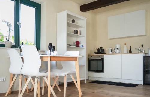Region Hannover District Apartment | Remark Studios - Studio-Apartment Seehaus