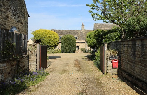 Easton on the Hill House | Remarkable 3-bed House in Easton-on-the-hill