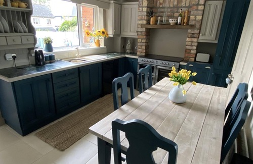 Belfast House | Remarkable 3-bed House in Belfast
