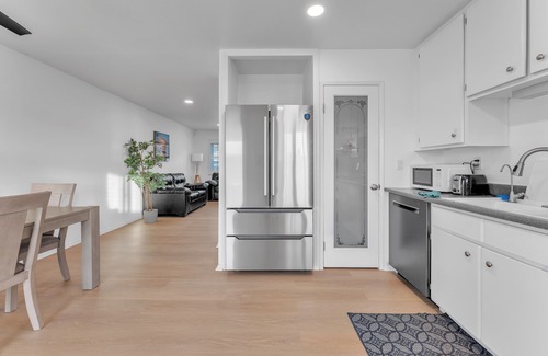 Poway House | REMODELED Hilltop Home Hot Tub/BBQ/Game Room/Self Check-In