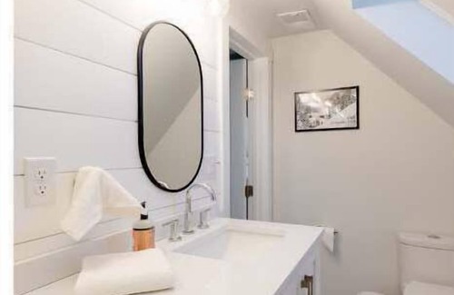 Baker Apartment | Remodeled Historic Victorian with Stunning Views!