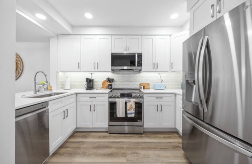 South Patrick Shores Condo | Remodeled Oceanfront 2 Bedroom condo Dog Friendly