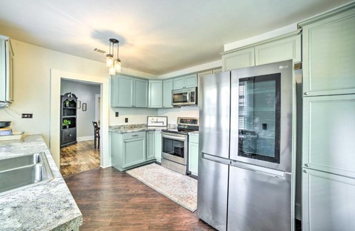 Thomasville House | Remodeled Thomasville Home with Charcoal Grill!
