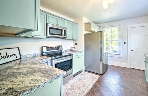 Thomasville House | Remodeled Thomasville Home with Charcoal Grill!