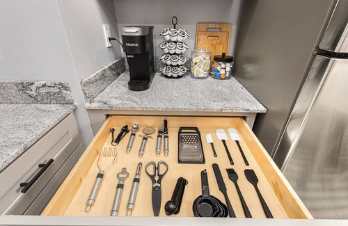 Michigan City Apartment | Remodeled, Washer, Dryer, Mins to Beach & Downtown