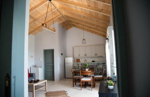 Paliki House | Rena's Panorama View House
