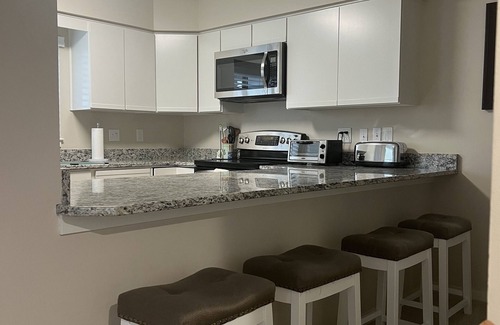 Wrightsville Beach House | Renovated 3 Bedroom TownHome in The Heart of Wrightsville Beach