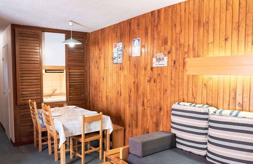 Val-Thorens Apartment | Renovated apartment in Val Thorens, 6 people, modern mountain style