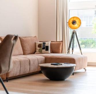 Ostend City Centre Apartment | Renovated Art Deco Apartment with Vintage Elements