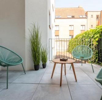 Ostend City Centre Apartment | Renovated Art Deco Apartment with Vintage Elements