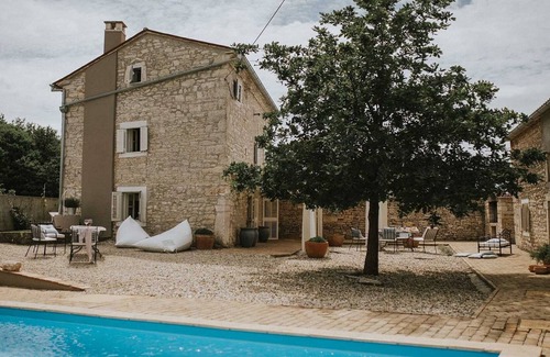 Rezanci Villa | Renovated charming stone villa with swimming pool in Režanci