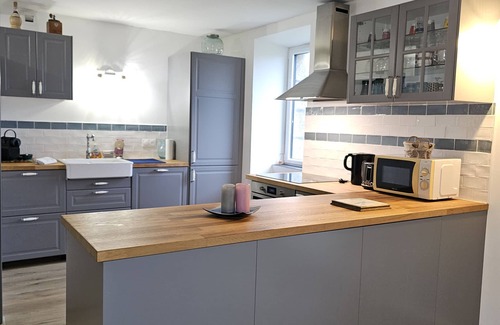 Plouguerneau Ski Chalet | Renovated house, quiet, with large garden near beaches and GR34