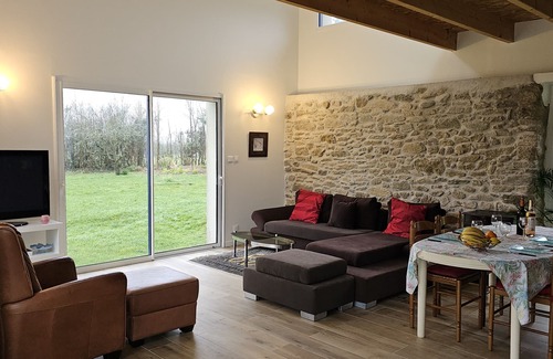 Plouguerneau Ski Chalet | Renovated house, quiet, with large garden near beaches and GR34