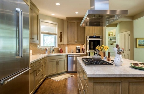 Sun Valley House | Renovated, refined, immaculate single-story mountain home 2 miles south of Baldy