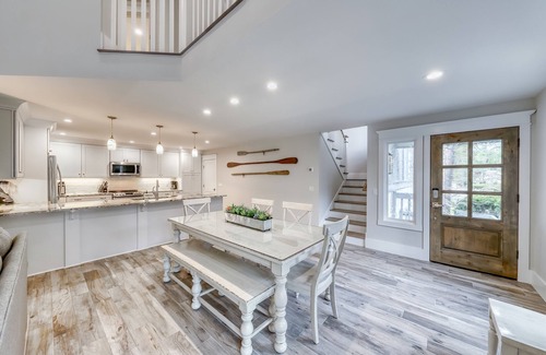 Beach Lagoon Condo | Renovated spring 2019, villa with shared outdoor pool - just 400' from ocean
