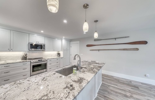 Beach Lagoon Condo | Renovated spring 2019, villa with shared outdoor pool - just 400' from ocean