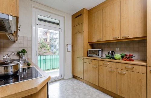 Breite Apartment | Rent a Home Eptingerstrasse - Self Check-In