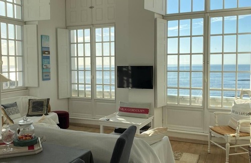 Pontaillac Apartment | Rent Dream apartment in villa on the rock of Pontaillac Beach