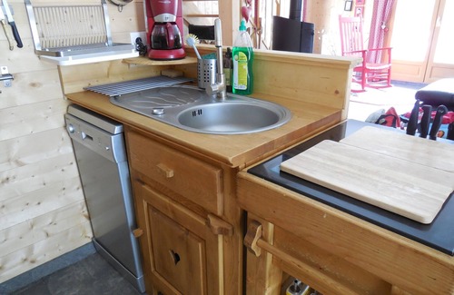 Mont-Dore Ski Chalet | rental new comfortable family chalet sleeps 8