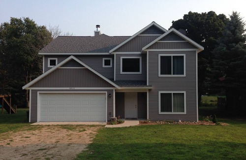Silver Lake Cottage | Rental With Waterfront Access To Silver Lake. Near Silver Lake Sand Dunes.