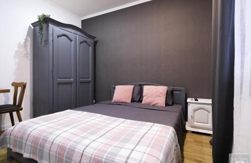 Chisinau Apartment | RentHouse Apart-Hotel Room #11