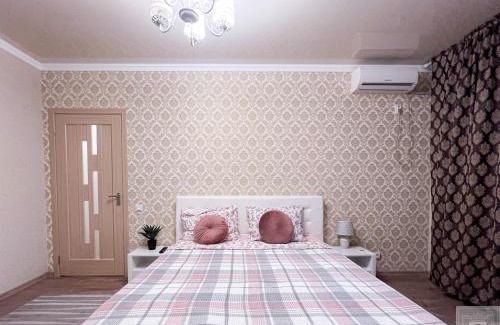Codru Apartment | RentHouse Apartments Little Paris