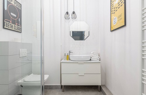 Praga Apartment | RentPlanet - Studio Kępna