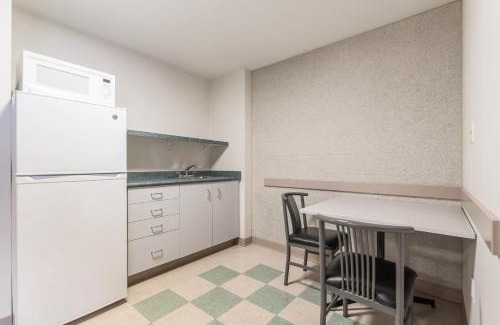 Hamilton Apartment | Residence & Conference Centre - Hamilton