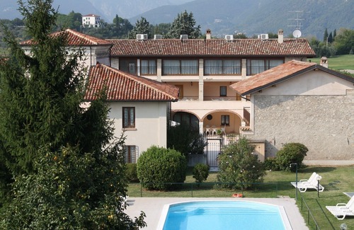 Cunettone-villa House | RESIDENCE IL COLOMBARO ~ APARTMENT A5