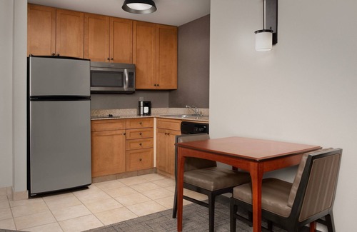 Terry Sanford Hotel | Residence Inn by Marriott Fayetteville Cross Creek
