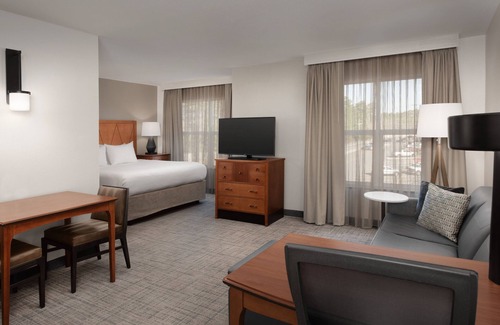 Terry Sanford Hotel | Residence Inn by Marriott Fayetteville Cross Creek