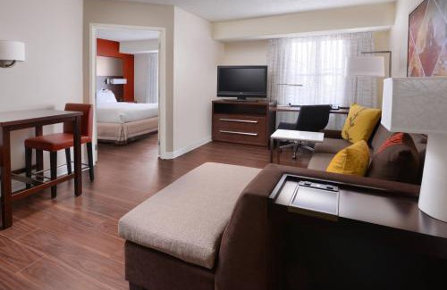 Oak Park - Northwood Hotel | Residence Inn by Marriott San Antonio Airport/Alamo Heights