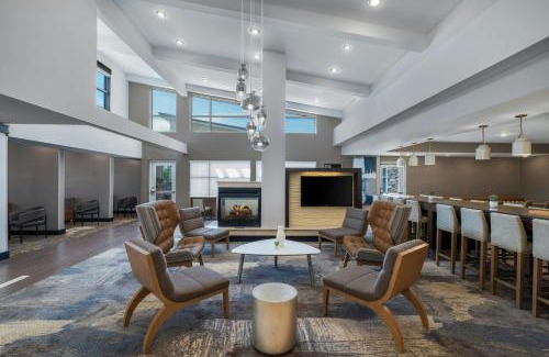 Champaign Hotel | Residence Inn by Marriott Champaign