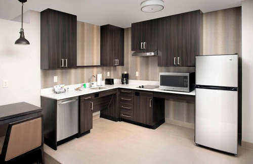 Dupont Hotel | Residence Inn by Marriott Denver Airport/Convention Center
