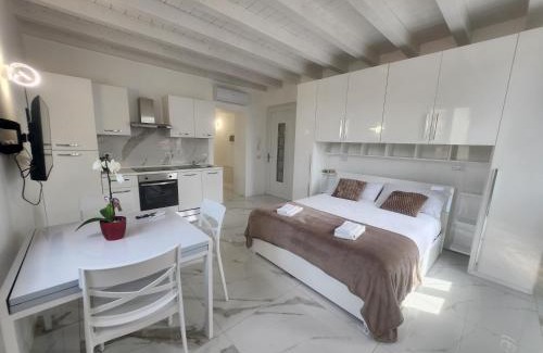 Turate Apartment | Residence Jasmin 2P B