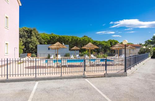 Premantura Apartment | Residence Kamenjak Runke