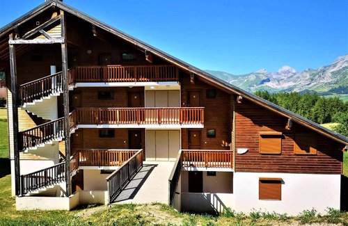 La Joue du Loup Apartment | Residence La Crête Du Berger - Studio for 4 people