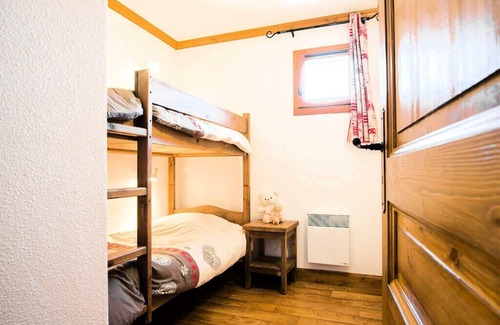 Bessans Apartment | Residence Le Clos Vanoise*** - 3 Room Apartment Mezzanine 6/8 People