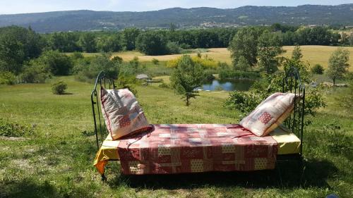 Roussillon Apartment | Residence Les Rossignols