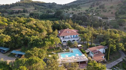 Campiglia Marittima Apartment | Residence Oasis