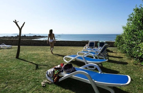 Plougasnou Apartment | Residence Odalys Le Domaine Des Roches Jaunes - 3 Rooms 6 People