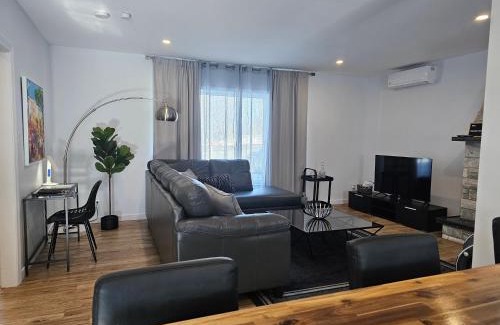 Ste Petronille Villa | Residence Orleans (inground pool)